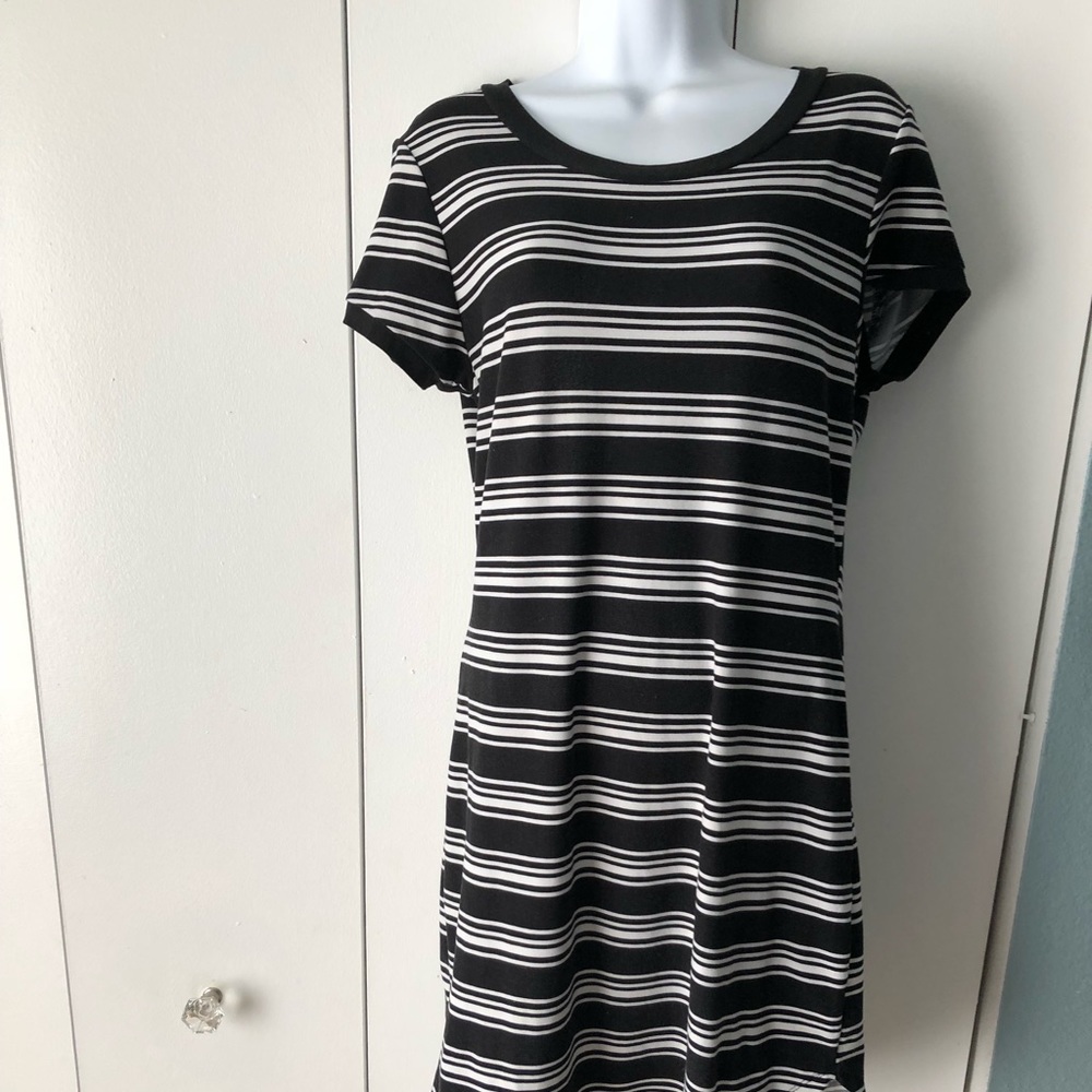 Stripped dress size L